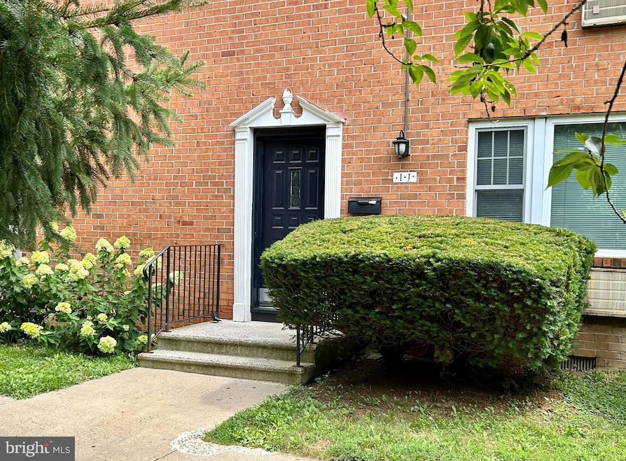 140 the Orchards, East Windsor, NJ 08520 - photo 1