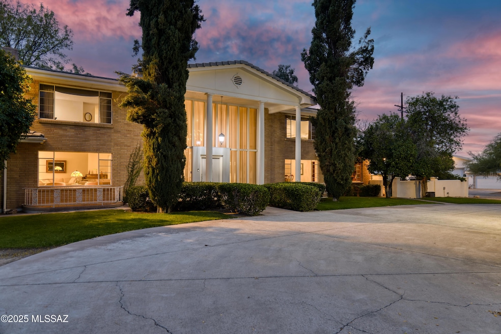 6727 N Pomelo Dr, Tucson, AZ 85704 - photo 1