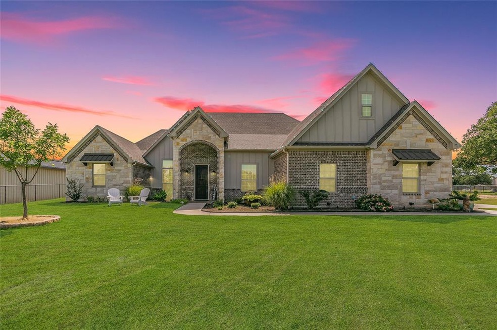 931 Friendship Rd, Weatherford, TX 76085 - photo 1