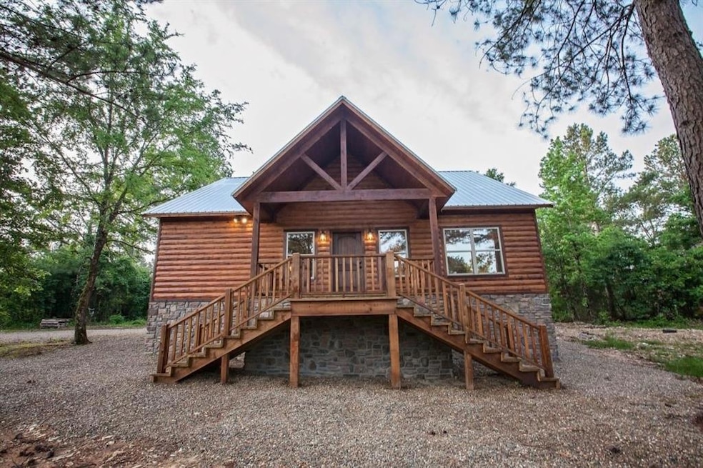 Sold $385,000