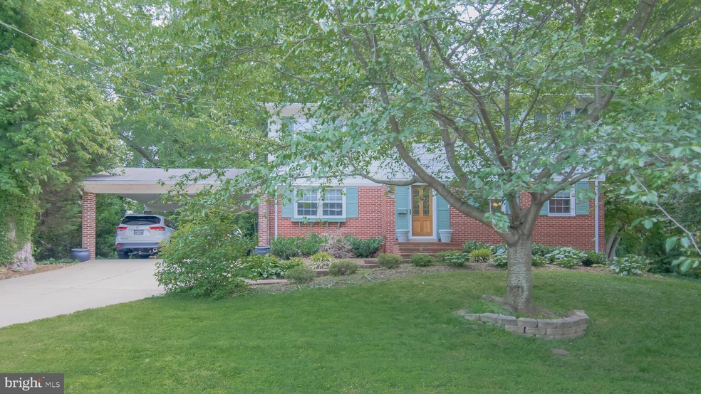 8311 Carnegie Dr, Vienna, VA 22180 - photo 1