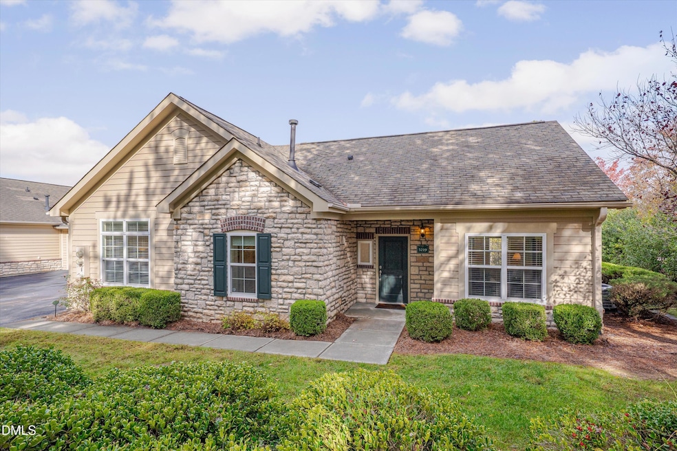 5219 Niagra Dr unit 5219, Chapel Hill, NC 27517 - photo 1