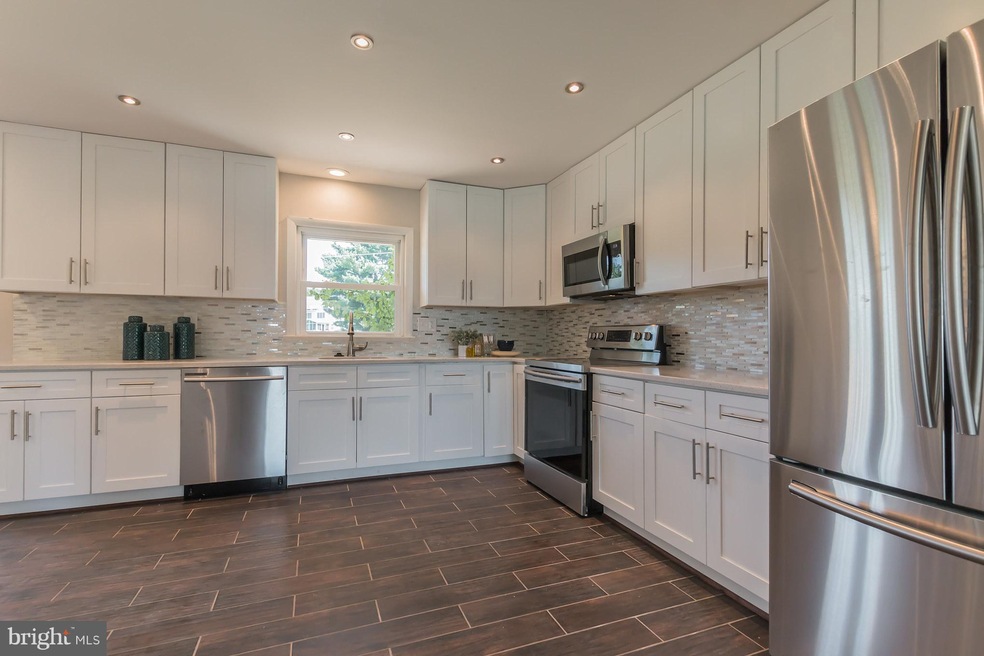 9911 Watkins Rd, Gaithersburg, MD 20882 - photo 1