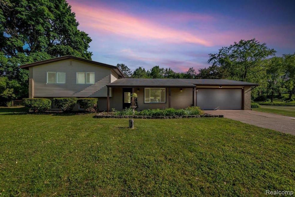 This home is calling your name!