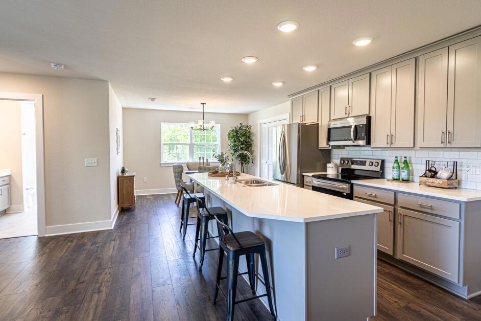 445 Hillary Cir unit D, Johnson Creek, WI 53038 - photo 1