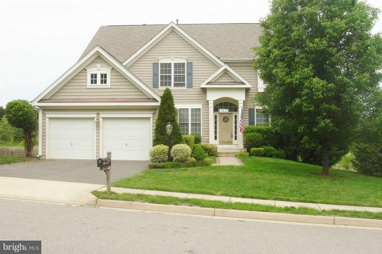 17075 Anns Brook Ct, Woodbridge, VA 22191 - photo 1