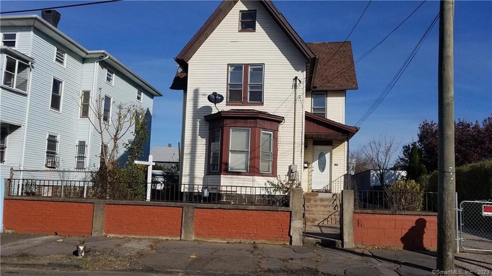 141 Hicks St unit 2, Bridgeport, CT 06608 - photo 1