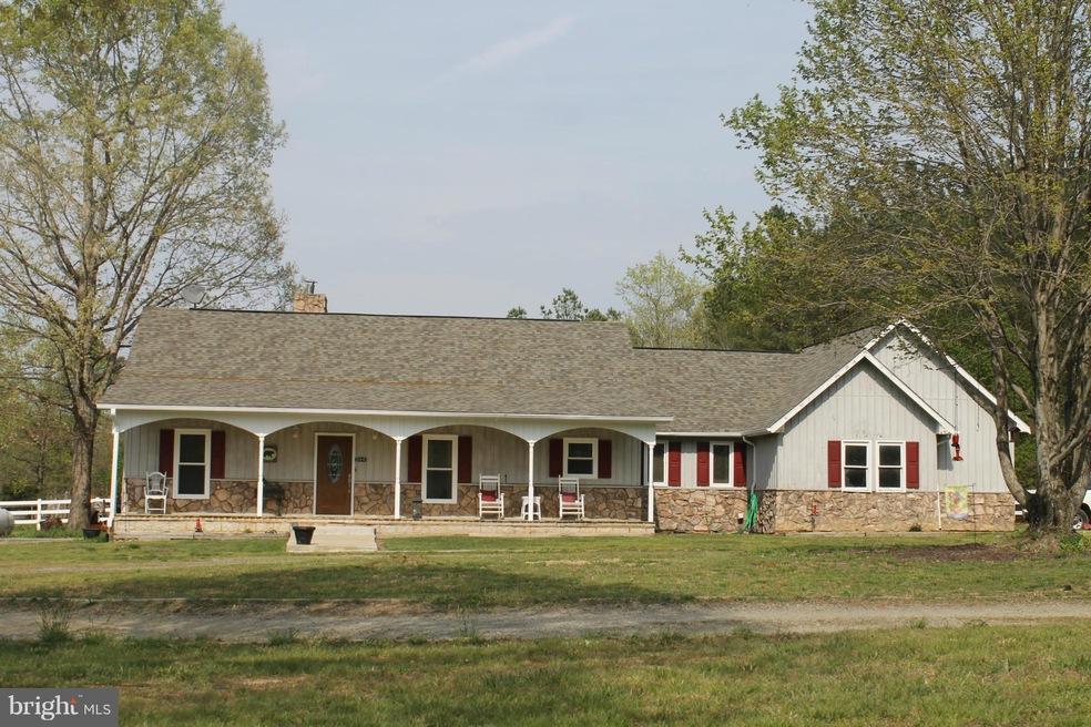 13441 Post Oak Rd, Spotsylvania, VA 22551 - photo 1