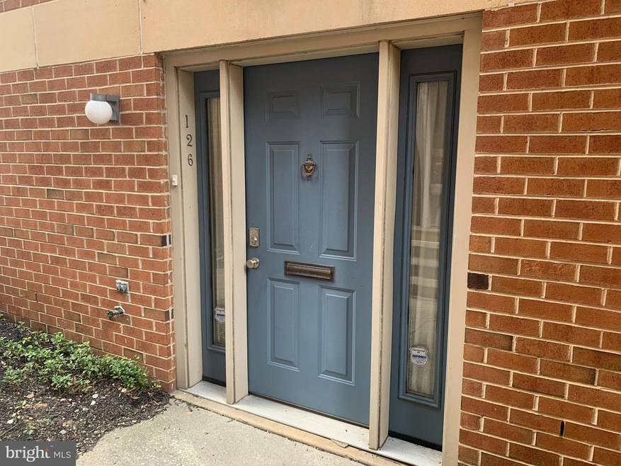 126 W Barre St, Baltimore, MD 21201 - photo 1