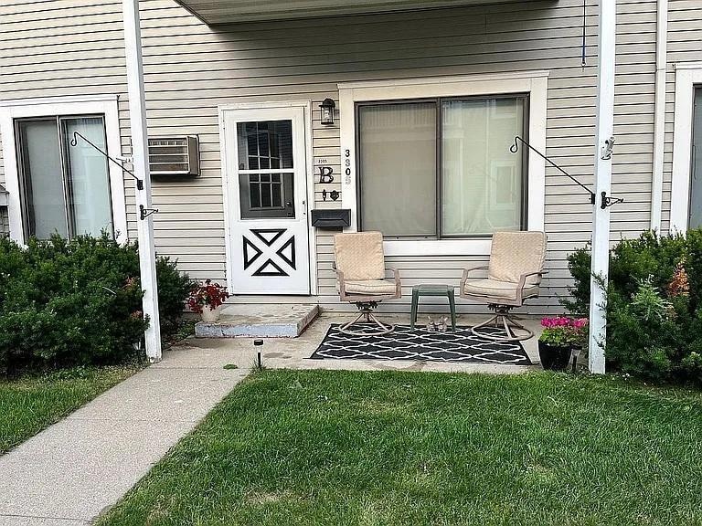Front Porch and Entry