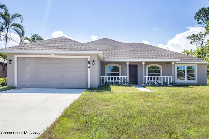 691 Capon Terrace unit 10, Sebastian, FL 32958 - photo 1