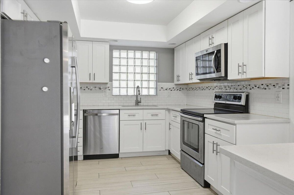 For Sale $419,900 • Co-Listing Agent