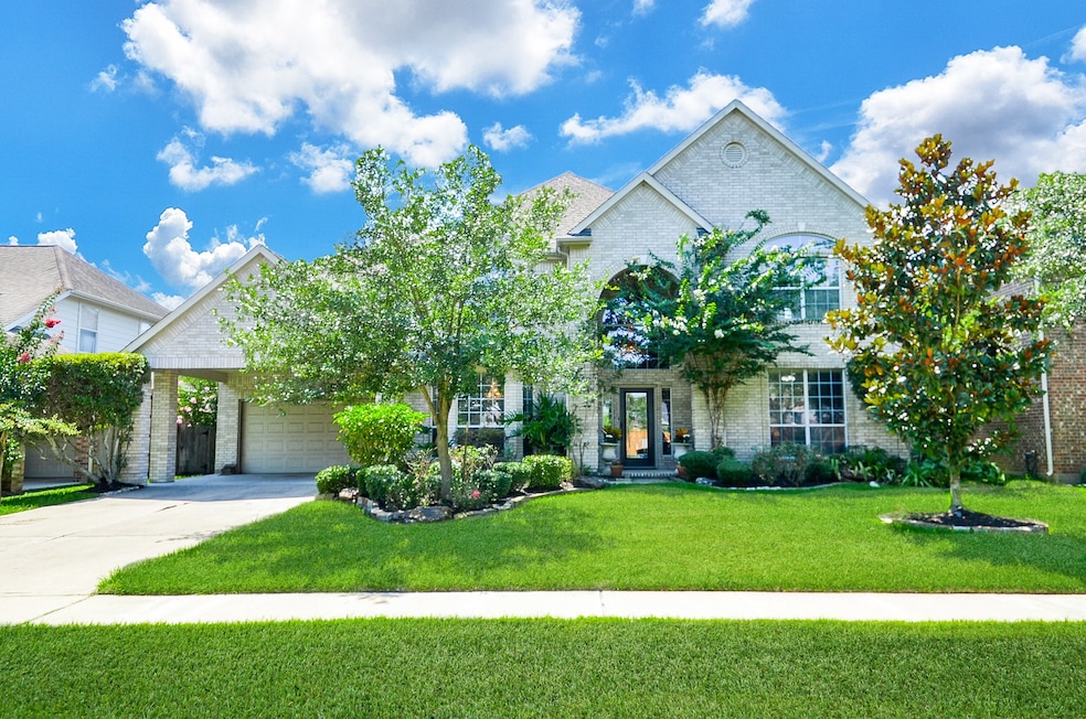 2007 Autumn Field Ln, Richmond, TX 77469 - photo 1