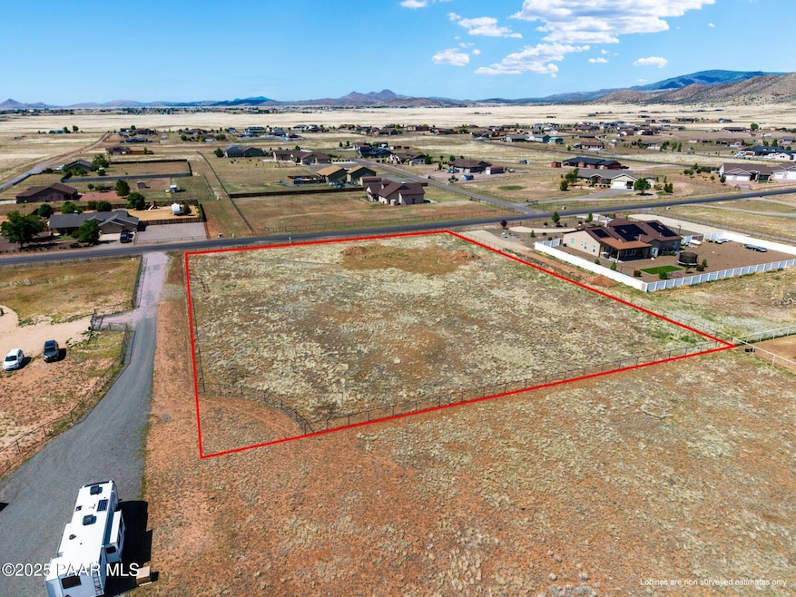 9337 E Pronghorn Ln, Prescott Valley, AZ 86315 - photo 1