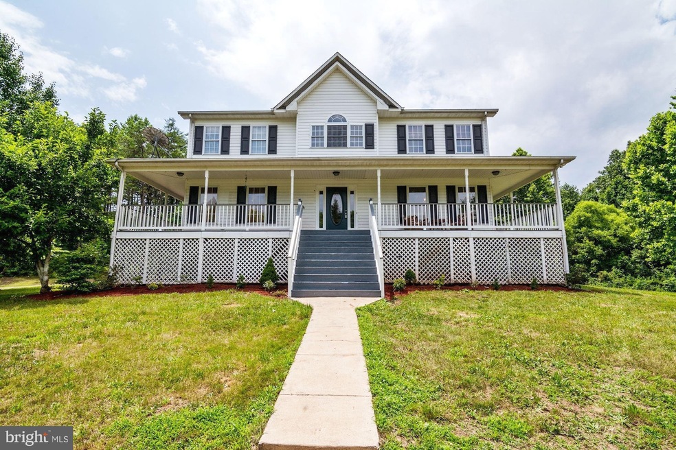 12186 Clifton Ln, Midland, VA 22728 - photo 1