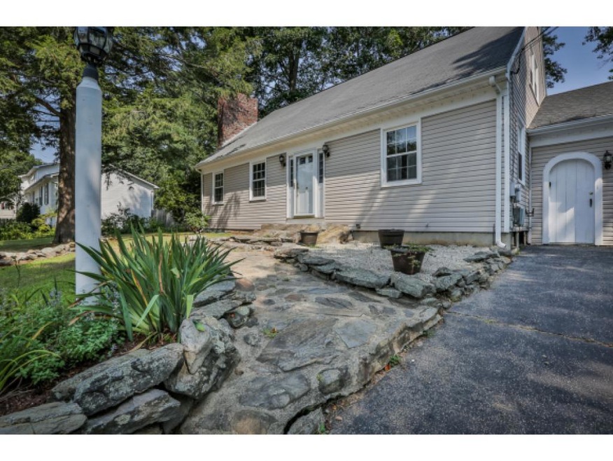 5 Stonehaven Rd, Nashua, NH 03062 - photo 1