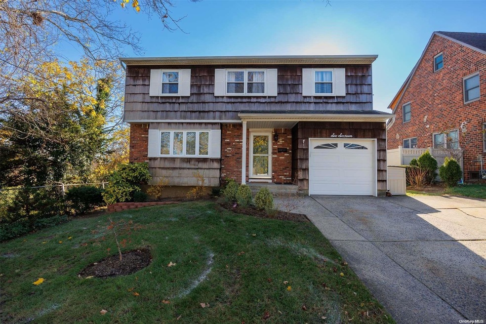 616 Wateredge Ave, Baldwin, NY 11510 - photo 1