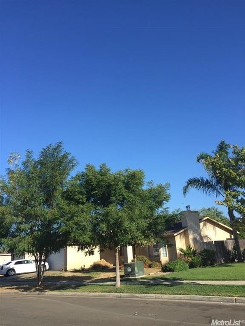 73 Sonoma St, Merced, CA 95341 - photo 1