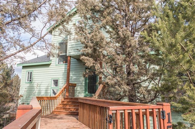 155 SE Windance Ct, Bend, OR 97702 - photo 1