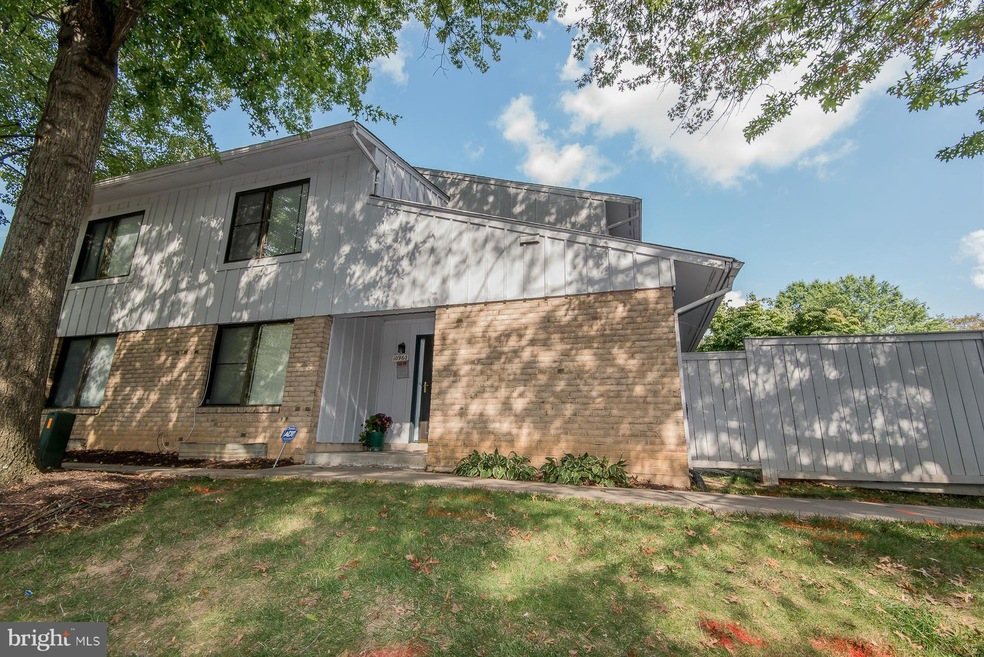 10960 Trotting Ridge Way, Columbia, MD 21044 - photo 1