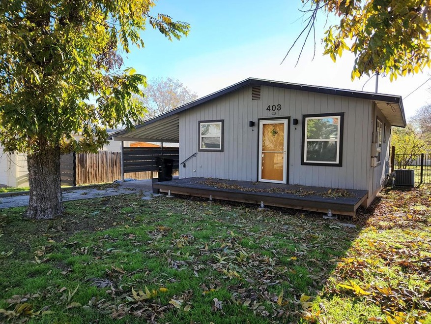 403 Plum St, Fredericksburg, TX 78624 - photo 1