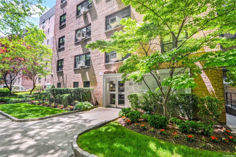 31-30 138th St unit 3H, Flushing, NY 11354 - photo 1