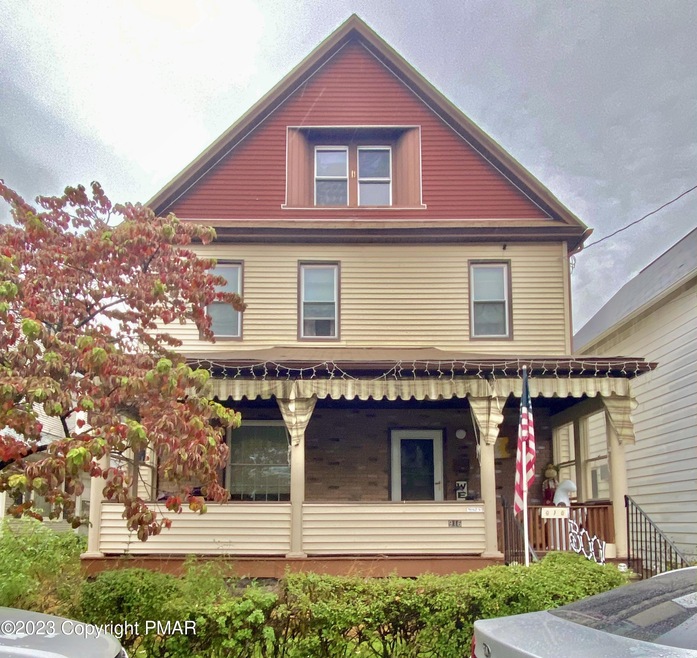 916 W Elm St, Scranton, PA 18504 - photo 1