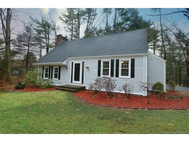 Welcome to 9 Delmar Rd! A sweet, picturesque home 