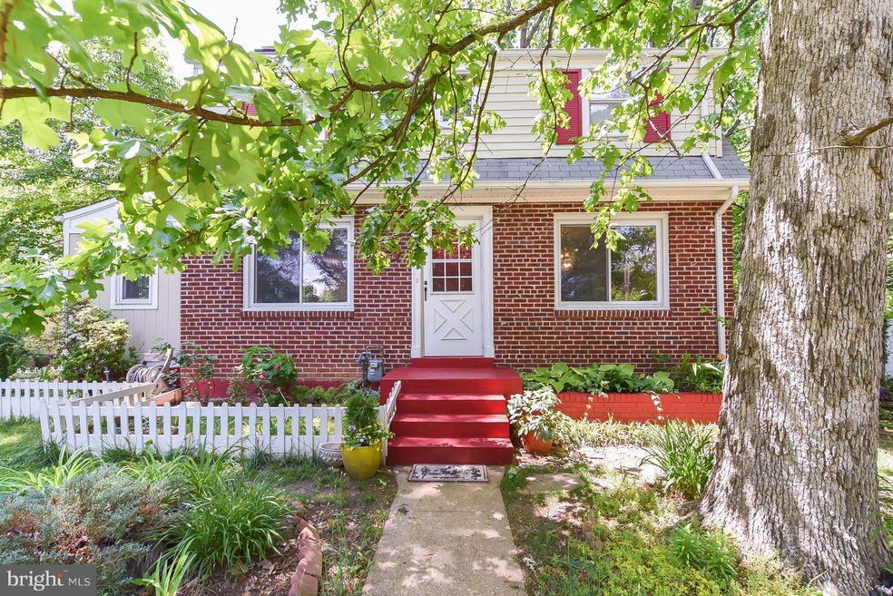 7106 14th Ave, Takoma Park, MD 20912 - photo 1