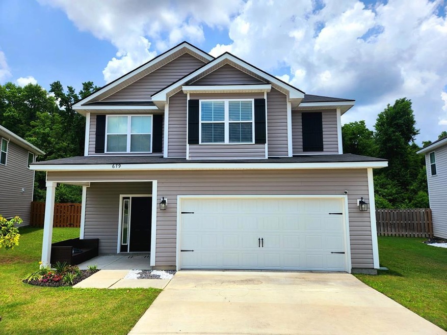 679 Fairview Cir, Hinesville, GA 31313 - photo 1