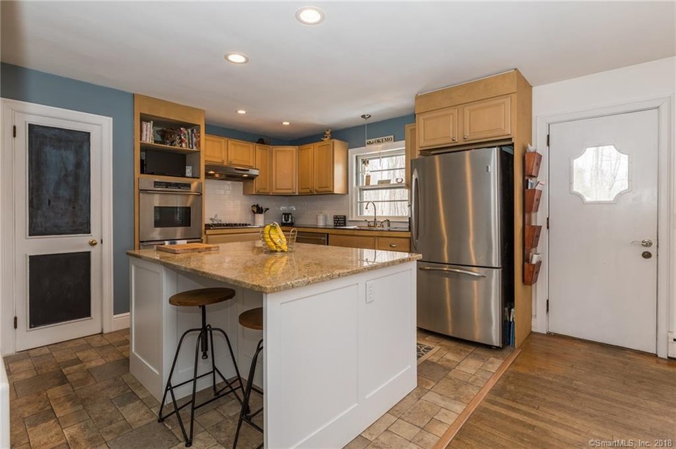 1 Huckleberry Ln, Ridgefield, CT 06877 - photo 1