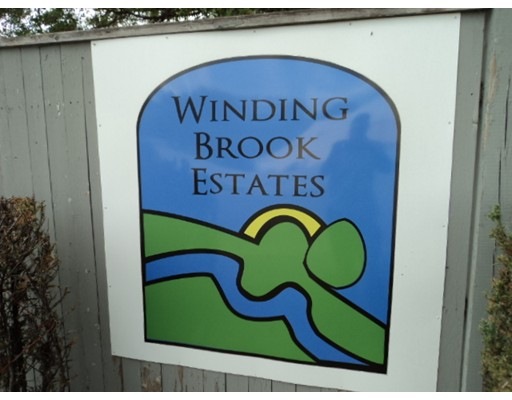 115 Tennis Plaza Rd unit 4, Dracut, MA 01826 - photo 1