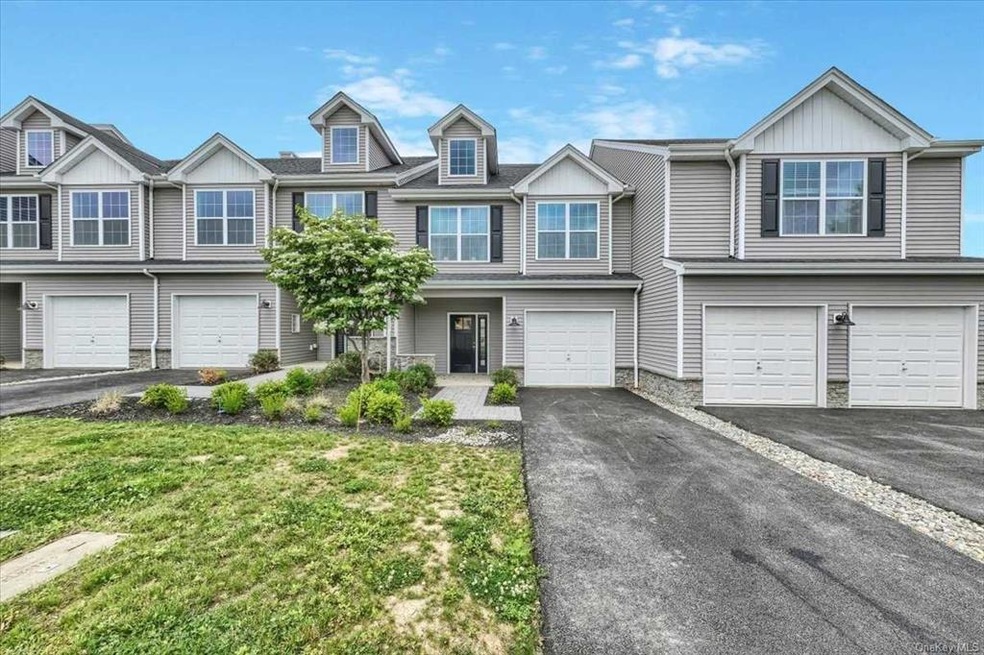 4 Champlain Way, West Fishkill, NY 12590 - photo 1