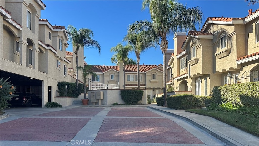 201 Laurel Ave unit 6, Brea, CA 92821 - photo 1