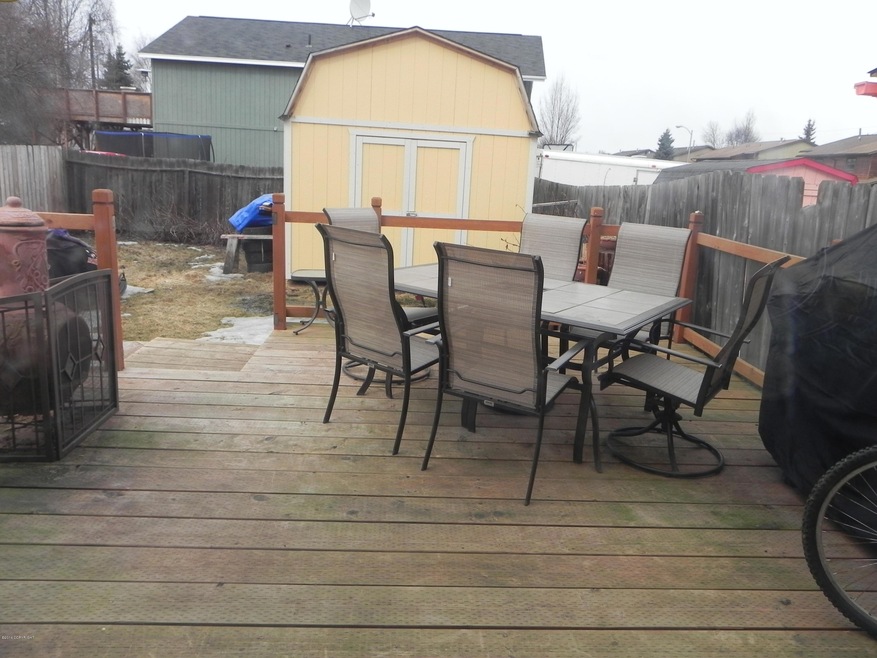 Large Newly Built Back Deck For Sunning