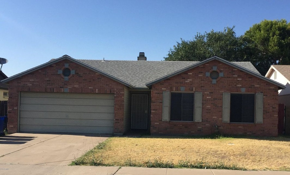 24 W Ivyglen