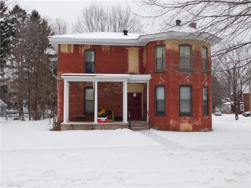 8th Street View Of Property.