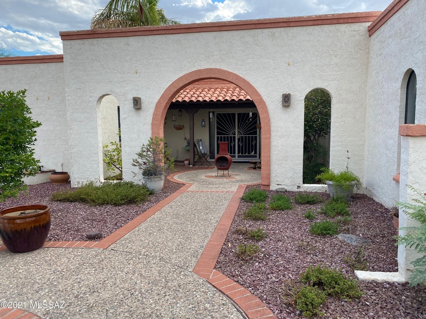Welcome to 4819 N Paseo Del Tupo