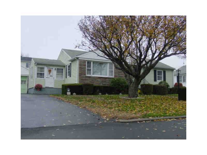 34 Argonne St, Johnston, RI 02919 - photo 1