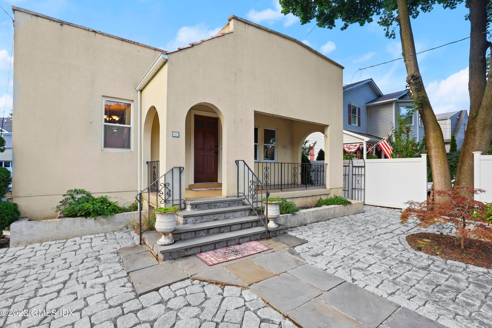 11 Rex St, Greenwich, CT 06831 - photo 1