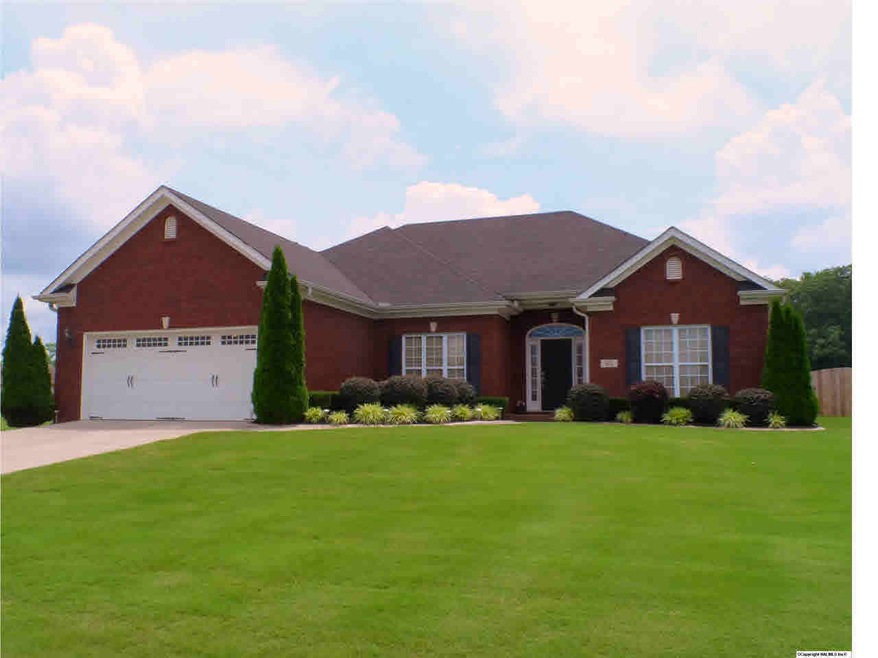 Full brick beauty in like new condition.