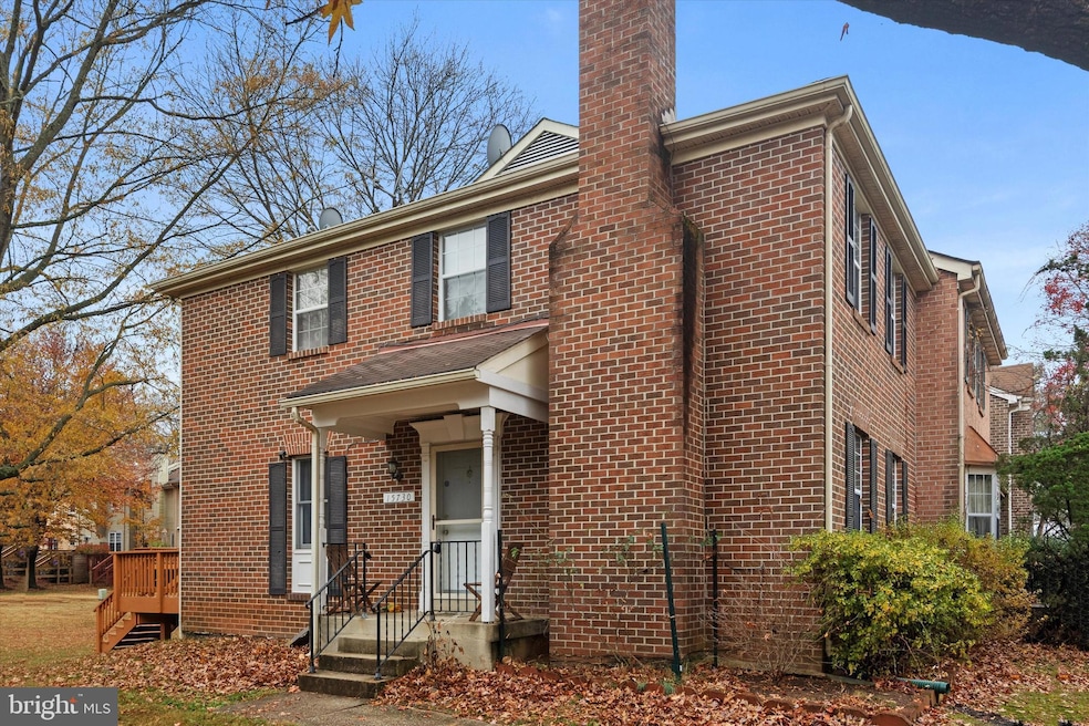 15730 Ambiance Dr, North Potomac, MD 20878 - photo 1