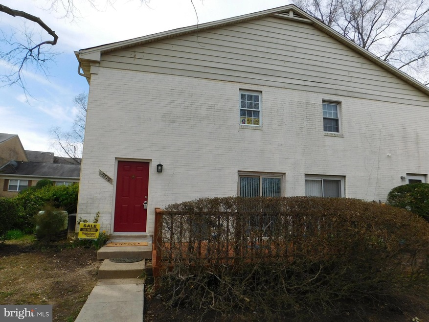 9770 Hagel Cir unit D, Lorton, VA 22079 - photo 1