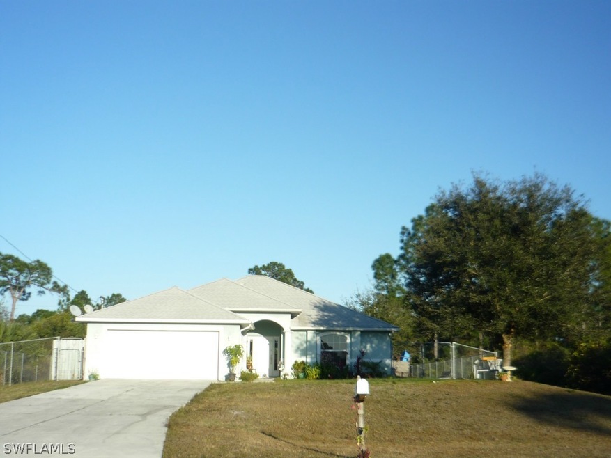 641 Columbus Blvd S, Lehigh Acres, FL 33974 - photo 1