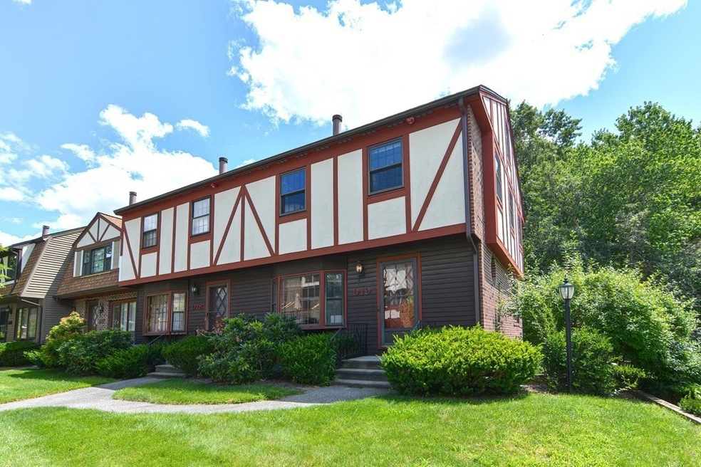 19 Scotty Hollow Dr unit D, Chelmsford, MA 01863 - photo 1