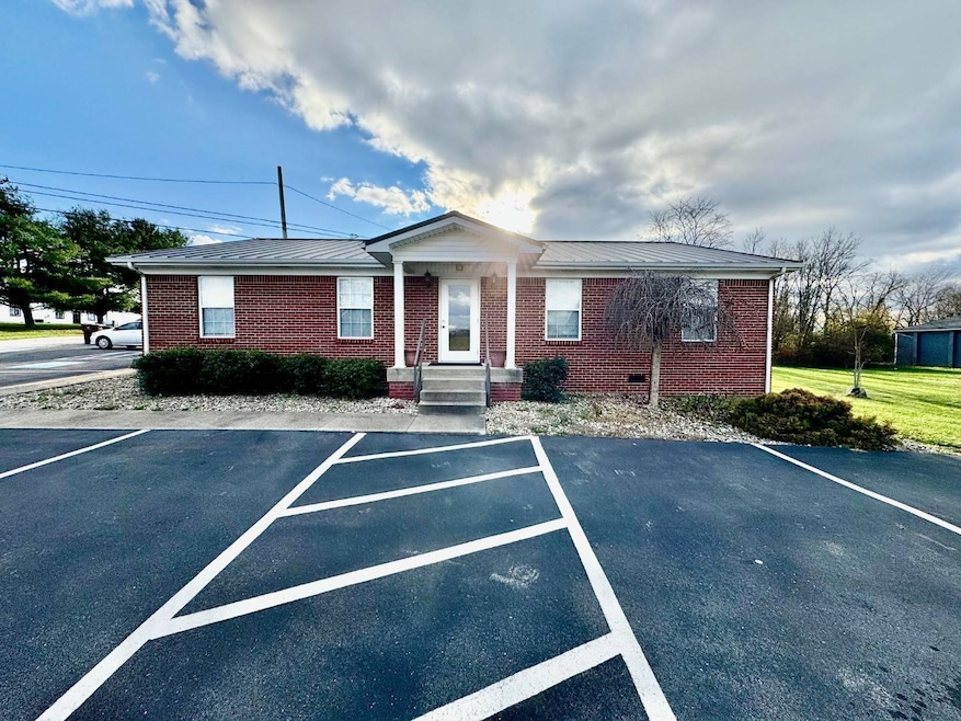 1953 Bardstown Rd, Springfield, KY 40069 - photo 1