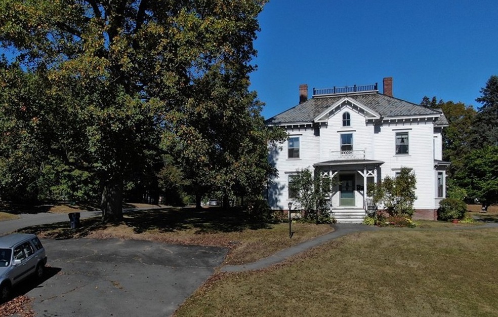 67 N Whitney St, Amherst, MA 01002 - photo 1