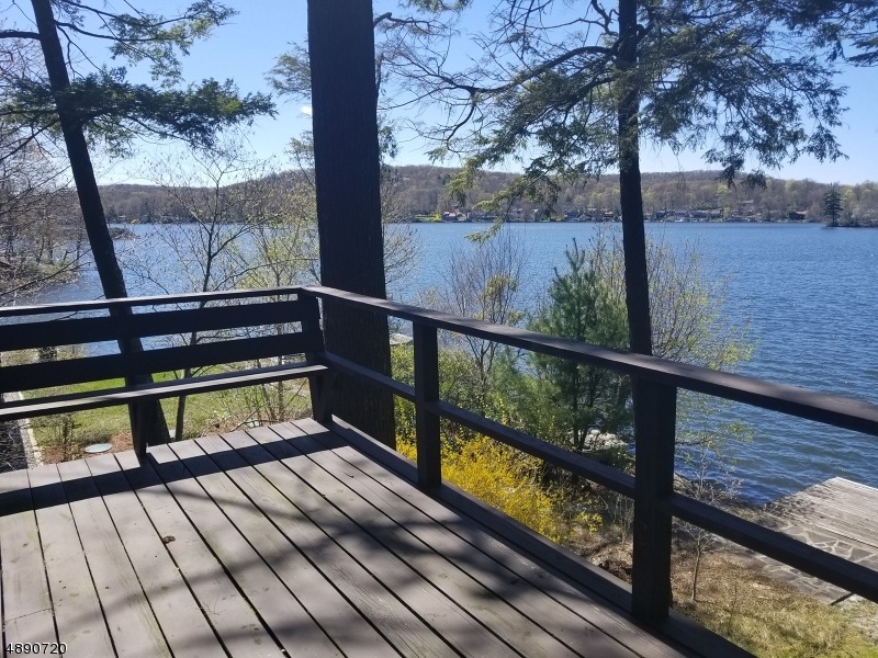 1047 Lakeside Dr E, Highland Lakes, NJ 07422 - photo 1