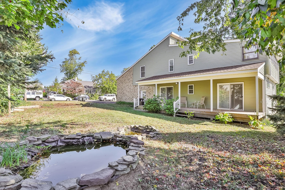 2519 Algonkin Trail Manasquan-large-034-