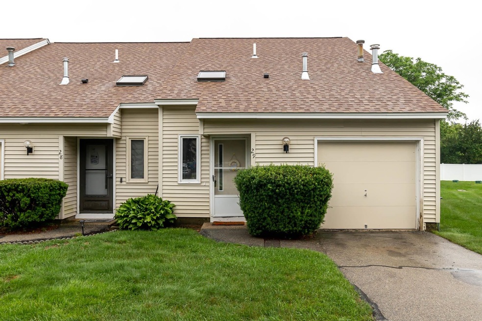 344 Elm St unit 29, Milford, NH 03055 - photo 1